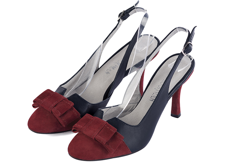 Burgundy red and navy blue women's dress pumps, with a knot on the front. Round toe. High slim heel. Front view - Florence KOOIJMAN